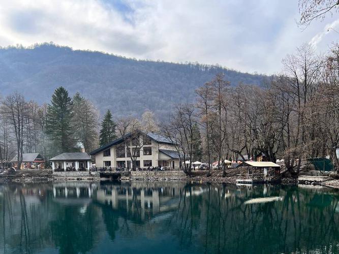 Это путь по следам виноделов