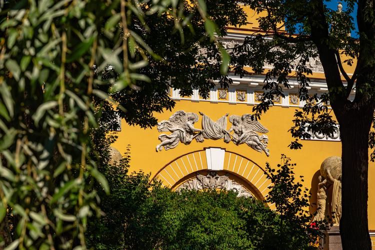 Автобус| От тверских лесов до шлиссельбургских стен