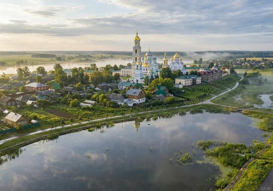 Волжские горизонты: Нижний Новгород, Городец и Дивеево