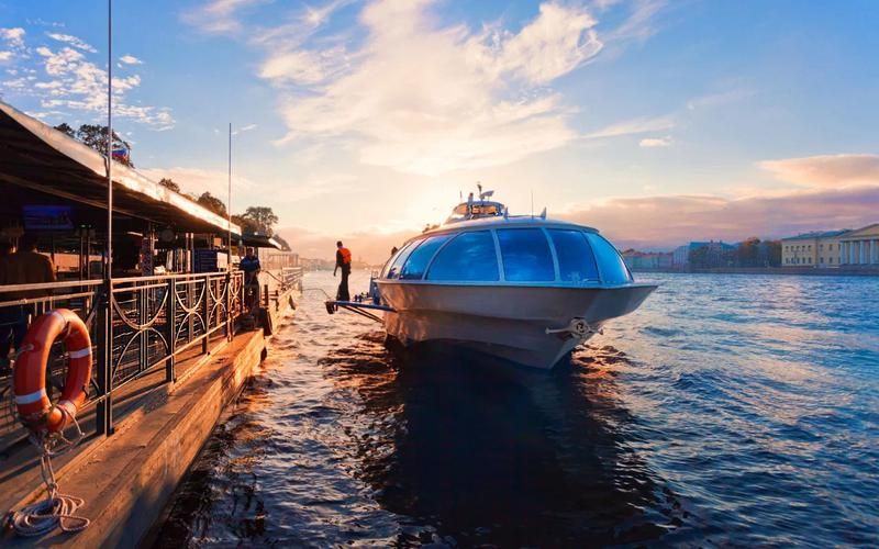 Автобус| Морская неделя в Петербурге